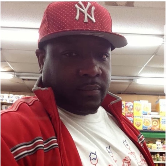 Meet your Posher, Collin - Picture 2 of 3